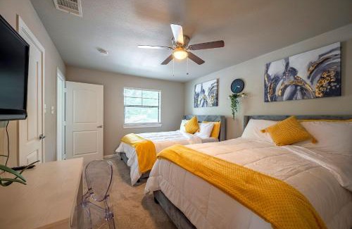 Spring Branch Central Apartment | 2 Stylish 3BR Galleria-Downtown Free Parking