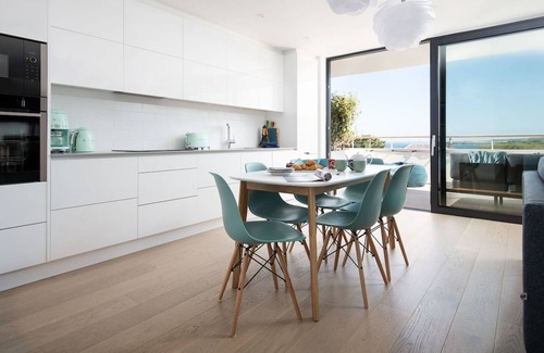 St Abbs Apartment | 2 THE BAY - contemporary apartment with magnificent views over Coldingham Bay.