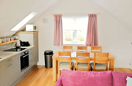 Polzeath Cottage | 2 The Navigators - Luxury 3 bedroom beach villa only 100 meters to the beach