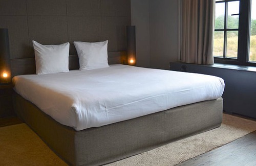 Municipality of Wassenaar Hotel | 2 Units | Rejuvenate in Soothing Haven w/Breakfast | Scheveningen Beach & Dunes