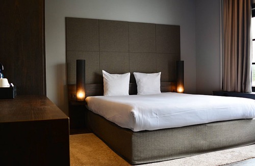 Municipality of Wassenaar Hotel | 2 Units | Rejuvenate in Soothing Haven w/Breakfast | Scheveningen Beach & Dunes