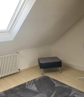 Iffezheim Apartment | 2 Zimmer Wohnung nahe Galopprennbahn