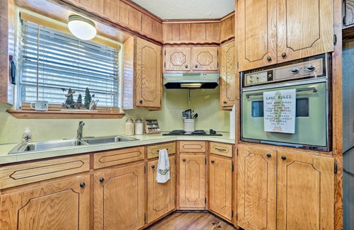 Broken Bow House | 20-Acre Broken Bow Vacation Rental w/Grill!