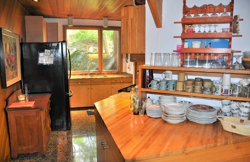 Gravenhurst Cottage | 20% early bird,On Lake Muskoka,hot tub,sunset from Boathouse,playset,watercraft