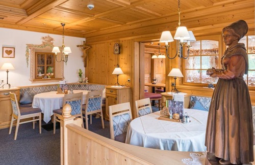 Bach Hotel | 20 m² Hotel ∙ 1 bedroom ∙ 1 guest