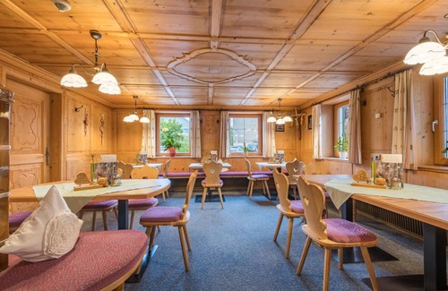Bach Hotel | 20 m² Hotel ∙ 1 bedroom ∙ 1 guest