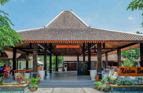 Borobudur Hotel | 20 m² Hotel ∙ 3 guests