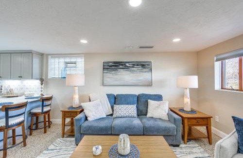 Natrona Apartment | 20 Mi to Pittsburgh Natrona Heights Apt