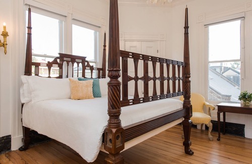 South of Broad Bed & Breakfast | 20 South Battery