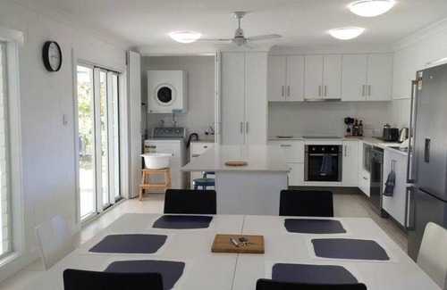 Kirwan House | 200 m² House ∙ 3 bedrooms ∙ 6 guests
