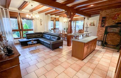 Neubois House | 200 m² House ∙ 4 bedrooms ∙ 11 guests