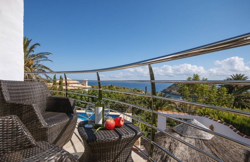 Mar Azul House | 200 m² House ∙ 6 bedrooms ∙ 12 guests