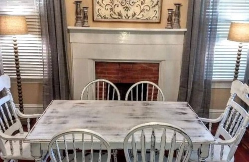 Millbrook Cabin | 200 yr old Manor. Close to RTJ! Beautiful property with million dollar views.