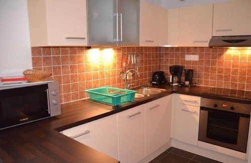 Les Menuires Apartment | 200m from resort center, 6th floor, balcony, tv, ski locker, 36m², Les Menuires