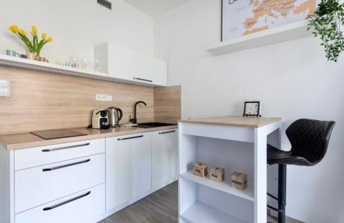 Kosire Apartment | 200Mb WIFI, Supermarket On-site, 12min City Center