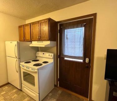 Tomah Apartment | 201 E Veterans St Apt G by Patriot Properties