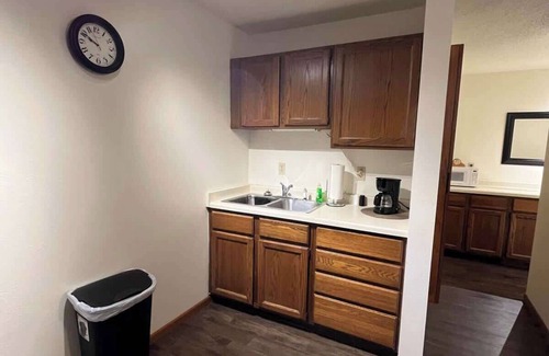 Tomah Apartment | 201 E Veterans St Apt J by Patriot Properties