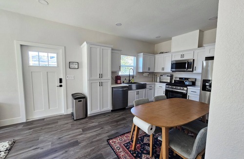 Orangevale Cottage | 2024 Custom Home: 2 bed, 2 bath Pop Art Hidden Cottage with EV Charging