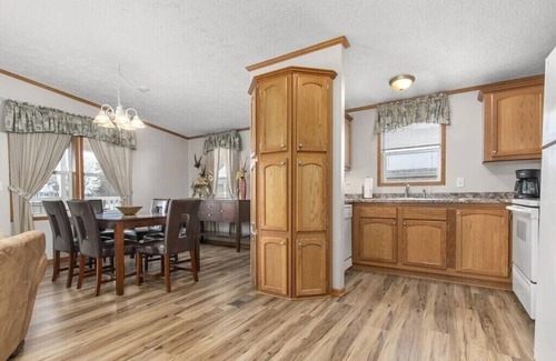 Fremont Condo | 2025 NFL Draft Rental - Wolf River Cabin C