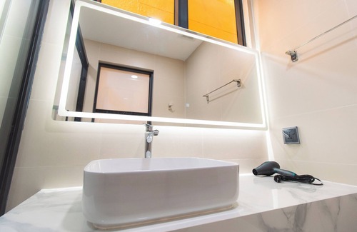 Hulhumale Apartment | 203 Comfy Private Room with modern amenities in Hulhumale