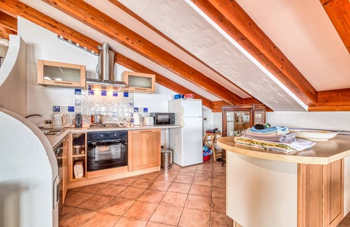 Vigo-Peirano Resort | 205 m² Luxury rental ∙ 3 bedrooms ∙ 10 guests