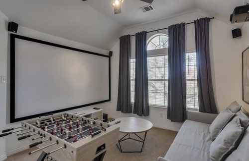DeSoto House | 206 m² House ∙ 5 bedrooms ∙ 12 guests