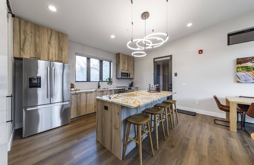 Zion National Park South Entrance Villa | 207 LaFave-Luxury Villa at Zion: Pine Creek
