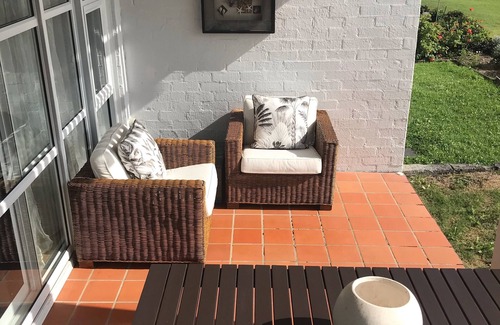Lennox Head Apartment | 21 The Quarterdeck Stylish waterfront accommodation