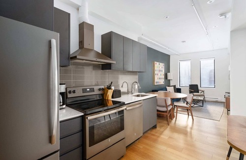 Chinatown Apartment | 210- 1Bedroom Queen S