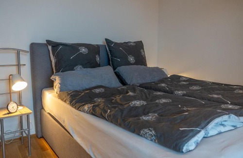 Innenhafen Apartment | 210 Fewo Langeoog mit Balkon und Meerblick sowie Seeblick