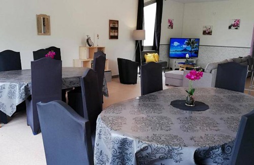Saint-Loup-Lamaire Apartment | 210 m² Apartment ∙ 7 bedrooms ∙ 14 guests