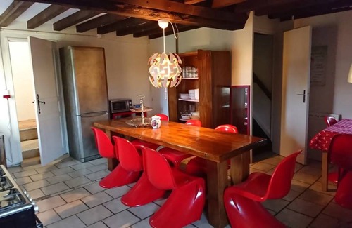Menil-Vin House | 210 m² House ∙ 5 bedrooms ∙ 8 guests