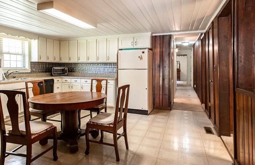 Blackshear Cottage | 210 Year Old Cozy Cottage that Sits on 75 acres and sleeps 10 comfy