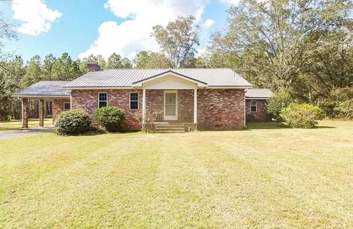 Blackshear Cottage | 210 Year Old Cozy Cottage that Sits on 75 acres and sleeps 10 comfy