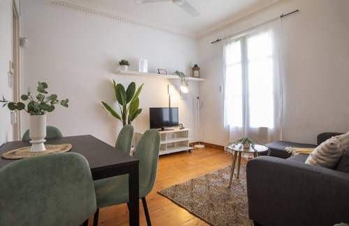 El Poble-sec Apartment | 21PAR1005 Beautiful 2 bedrooms apartment