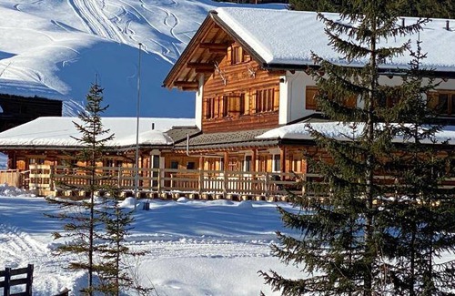 Klosters-Serneus Cabin | 22 m² Lodge ∙ 2 bedrooms ∙ 6 guests
