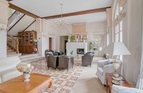 Pierrefitte-sur-Sauldre House | 220 m² House ∙ 5 bedrooms ∙ 13 guests