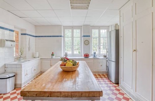 Pierrefitte-sur-Sauldre House | 220 m² House ∙ 5 bedrooms ∙ 13 guests