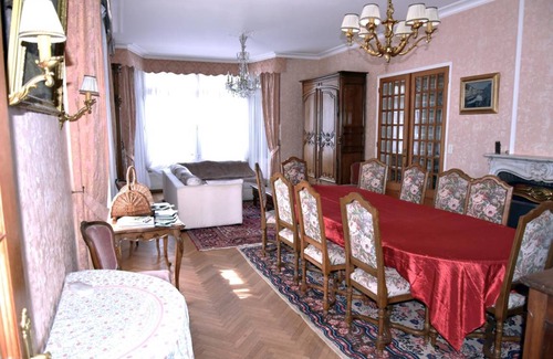 Charleville-Mezieres House | 220 m² Gîte ∙ 6 bedrooms ∙ 12 guests