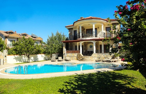 Dalyan City Center Villa | 220 m² Villa ∙ 4 bedrooms ∙ 11 guests