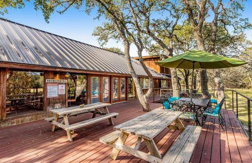 Dripping Springs House | 221 m² House ∙ 4 bedrooms ∙ 13 guests