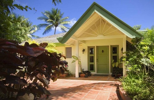 Gibbs Bay Villa | 223 m² Villa ∙ 4 bedrooms ∙ 8 guests