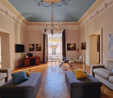 Coste House | 225 m² House ∙ 2 bedrooms ∙ 14 guests