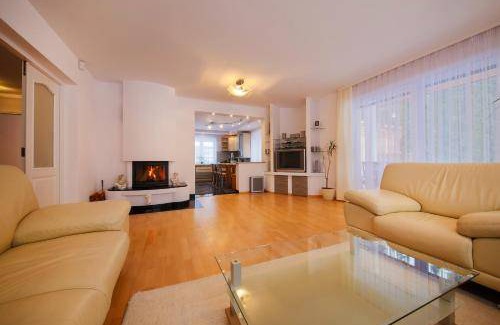Zakopane House | 225 m² House ∙ 6 bedrooms ∙ 15 guests