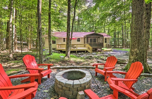 Locust Lake Village House | 228 m² House ∙ 5 bedrooms ∙ 10 guests
