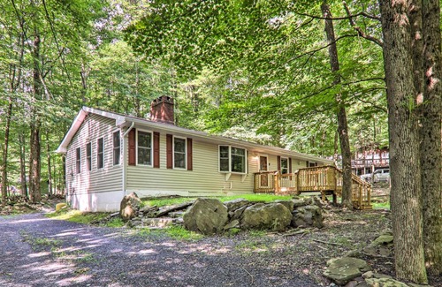 Locust Lake Village House | 228 m² House ∙ 5 bedrooms ∙ 10 guests