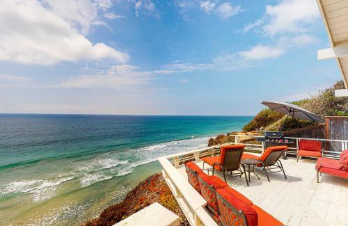 Encinitas House | 228 Neptune