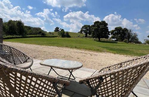 Haresfield House | 230 m² House ∙ 6 bedrooms ∙ 14 guests