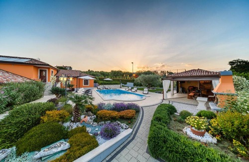 Materada House | 230 m² House ∙ 6 bedrooms ∙ 16 guests