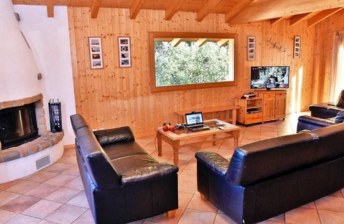 Riddes House | 230 m² House ∙ 6 bedrooms ∙ 12 guests